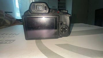 Sony Cyber-shot DSC-HX100V Appareil photo compact numérique
