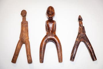 Groep van Drie Figuurlijke Slingers - Potomo Waka - Baule -