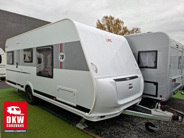 LMC Style 450 D  70 YEARS EDITION, Caravans en Kamperen, Caravans, 1000 - 1250 kg, Douche, Gascomfoor, Hordeur, Kachel, Koelkast