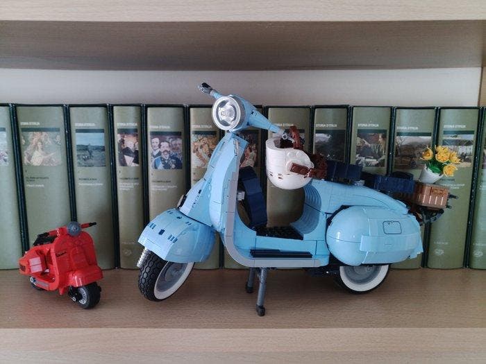 Lego Set - Icons - 10298 Vespa 125 + 40517 Vespa, Kinderen en Baby's, Speelgoed | Duplo en Lego