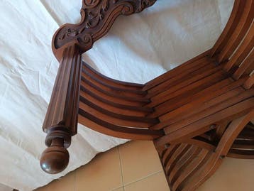 Stoel - Savonarola - Hout
