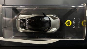 TrueScale Miniatures 1:43 - Modelauto - Lotus Emira First