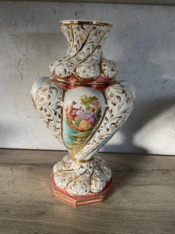 T.G. Italy (1950-1960) - Vaas - Capodimonte -stijl -, Antiquités & Art