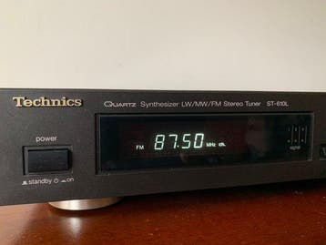 Technics - ST-610L Quartz Synthesizer LW/MW/FM Stereo Tuner, Nieuw