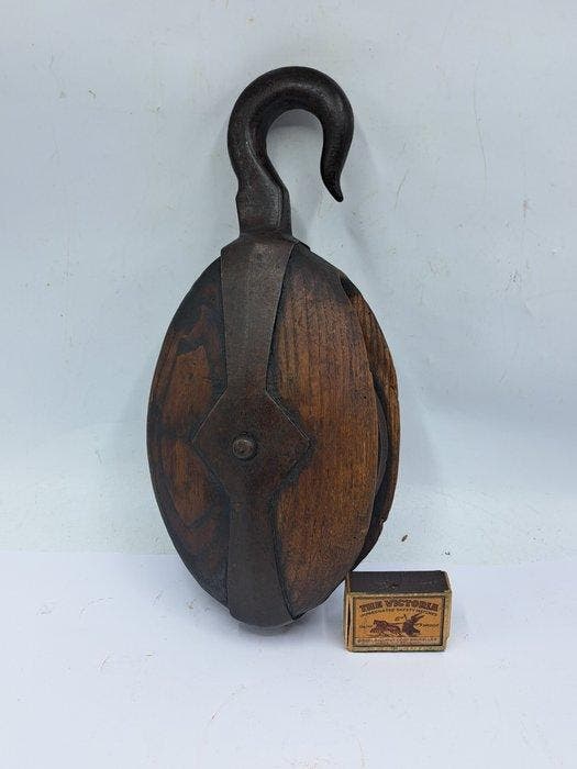 Maritieme objecten - Smeedijzer- Katrol/Hijsblok, Antiek en Kunst, Curiosa en Brocante