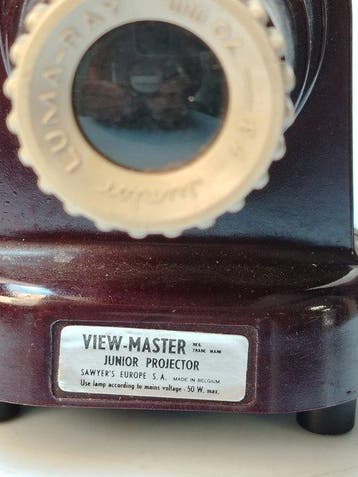 Sawyer View-Master Junior Projector - 1950s View-Master reel