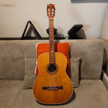 Schönbach - - Guitare classique - Czechia (Sans prix de, Musique & Instruments