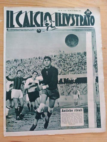 Loting van 10 tijdschriften Il Calcio Illustrato, Verzamelen, Nieuw