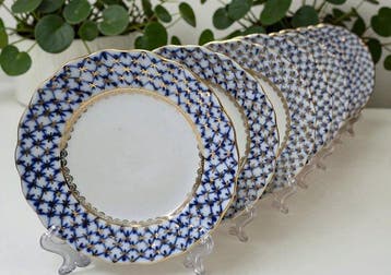Lomonosov Imperial Porcelain Factory - Assiette (8) -