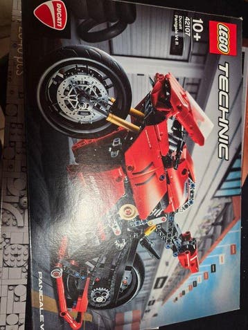 Lego Set - 42107 - Technic - Ducati Panigale V4 R