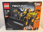 Lego Set - 42030 - Technic - 42030 Volvo L350F Wheel Loader, Nieuw