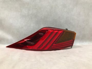 Lexus IS 250 300 Lift 16- Achterlicht Links Full LED EU, Verzenden
