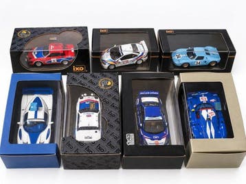 IXO 1:43 - Model sportwagen (15) - Assorted models, Nieuw