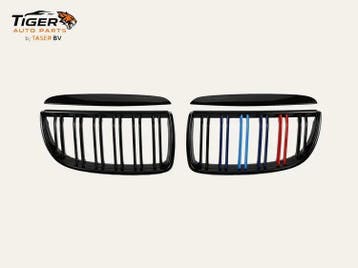 BMW E90 / E91 grillen M-kleuren zwart 2005-2008, Nieuw, Voor, BMW, Motorkap