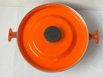 Le Creuset - Enzo Mari - Cocotte (2) - La mama - Fonte