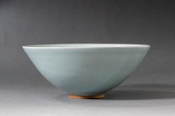 Celadon-chawan met bleekblauw glazuur - Keramiek - Hayashi