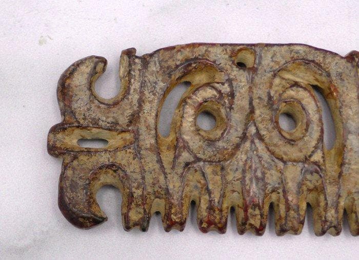 sculptuur, Hongshan Cultuur - Wolkvormige Hanger - Antiek, Antiek en Kunst, Curiosa en Brocante