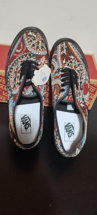 Vans - Baskets basses - Taille : EU 42 - Neuf avec étiquette