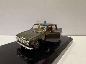 Politoys 1:43 - Voiture miniature - 531 - Alfa Romeo Giulia, Nieuw