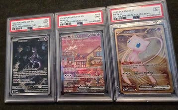 Pokémon - 3 Graded card - Mewtwo, Mew #052 / #053 / #205, Nieuw