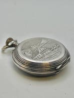 Cilindro Paesaggio Montano . Argento . 10 Rubis - 1850-1900