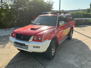 Online veiling - 2004 Mitsubishi L200, Nieuw