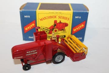 Matchbox 1:43 - Model landbouwmachine - Moko Lesney Massey, Nieuw