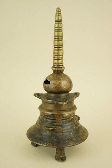 Encrier à couvercle en forme de temple ou de stupa - Bronze