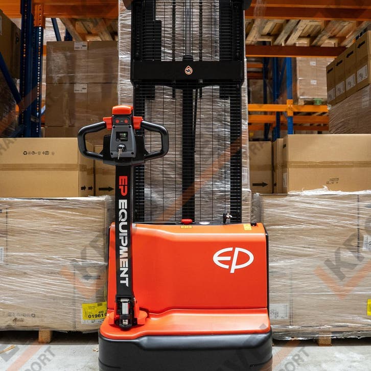 Actie - stapelaar - 1500kg 2.7 tot 4.15m voor 2395,- ex btw, Zakelijke goederen, Machines en Bouw | Heftrucks en Intern transport