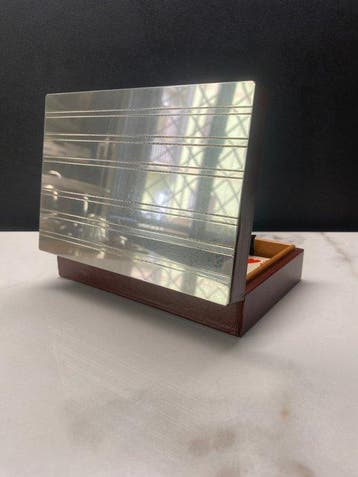 Hobby Box - Bois, Cuir, Métal - Boîte avec plaque