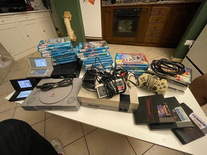Sony, Nintendo, Microsoft - Playstation 1 (PS1) - Lotto, Games en Spelcomputers, Spelcomputers | Overige Accessoires