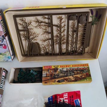 Faller, Kibri, Jouef, Airfix H0 - Modeltreingebouwen (30), Hobby en Vrije tijd, Nieuw