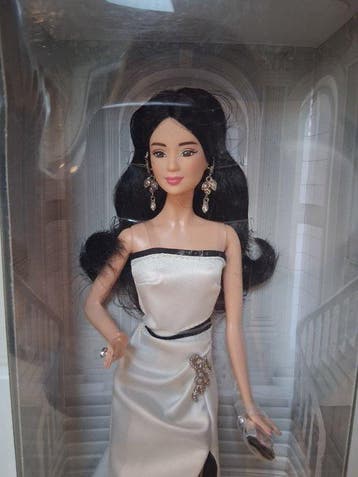 Barbie - Barbiepop PTMI 2025 White Valentine Birthday Doll -