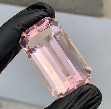 Sans prix de réserve Fluorine - 263.55 ct - International, Handtassen en Accessoires, Edelstenen, Nieuw