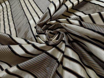 Zuivere zijde E 426 Maat 6x1,30 m - Textiel - 600 cm - 130
