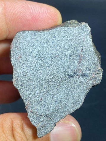 NWA 13215 - Grote Marsmeteoriet Shergottiet - eindsnede -
