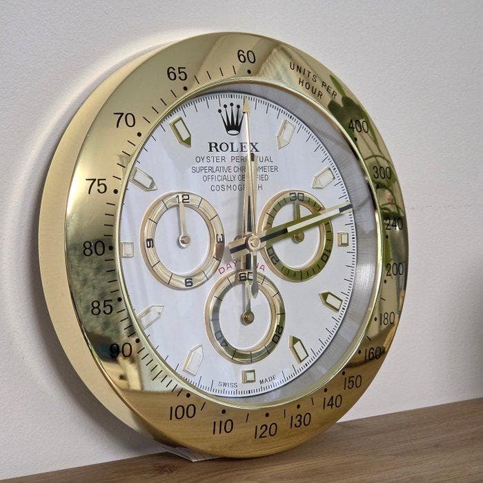 Moon24 - “Daytona Gold Third ” Wall Clock 3/19, Antiek en Kunst, Kunst | Designobjecten