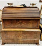 Schrijftafel - Hout - bureau met tambourdeur