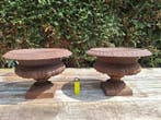 Vaas (2) - gietijzer - Set zware tuin potten