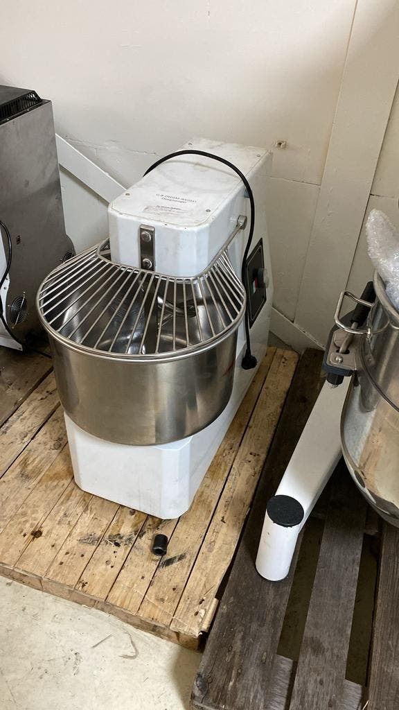 deegmenger / spiraalmenger, Zakelijke goederen, Horeca | Keukenapparatuur, Ophalen of Verzenden