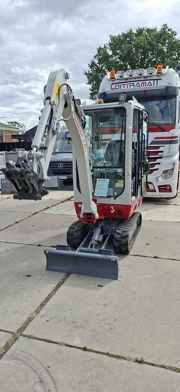 Takeuchi tb320LSA extra, nieuw, Articles professionnels, Machines & Construction | Grues & Excavatrices, Graafmachine