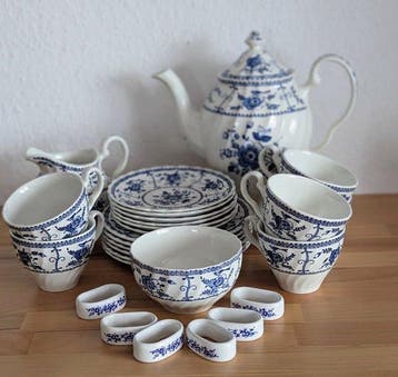 Johnson Bros. - Koffie- en theeservies (27) - Keramiek -