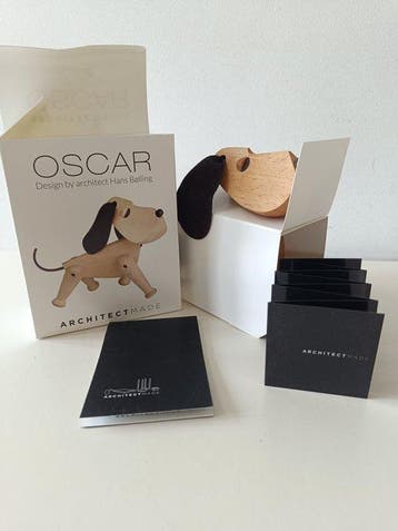 ArchitectMade - Hans Bølling - sculptuur, Oscar the Dog -