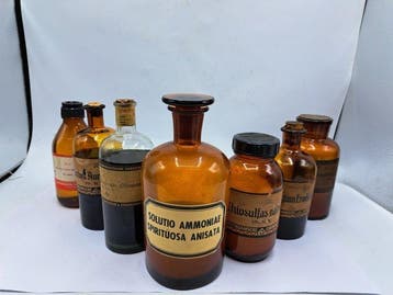 ACHF - Pot de pharmacie (7) - usine de quinine - Verre -