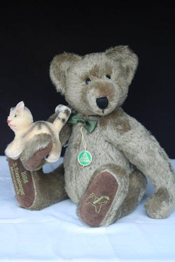 Hermann: Sonnenberger Museums Teddybeer 1996, nr 75 van 100