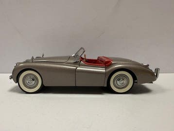 Danbury Mint 1:24 - Voiture miniature - Jaguar XK120 (1949)