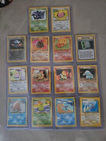 Pokémon - 26 Card - Mewtwo 109/105 Foil, Secret rare -