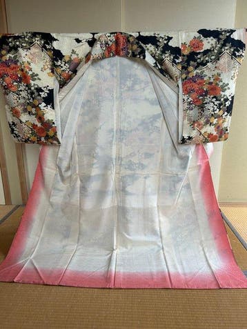 Kimono japonais ancien, unique en son genre, belle soie à