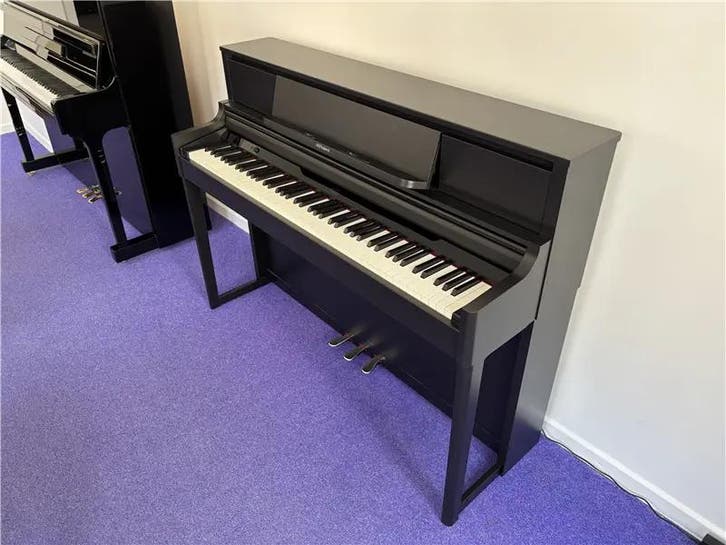 Roland LX5 CH (Z4R0803), Muziek en Instrumenten, Piano's, Zo goed als nieuw, Verzenden