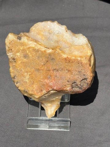 Paleolithisch Vuistbijl / Chopper – Kwartsiet – Dordogne,